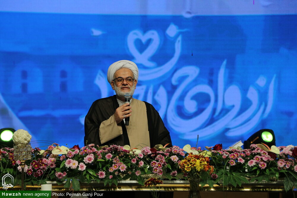 ازدواج دانشجویی الگویی برای خانواده‌های پایدار و اخلاق‌مدار است