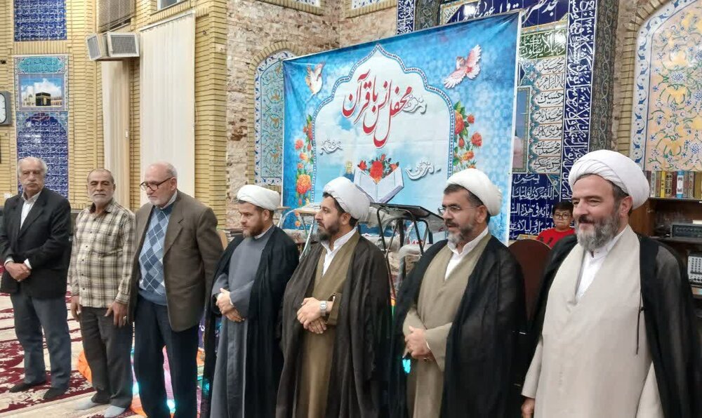 تصاویر/ محفل انس با قرآن در مسجد حضرت ولیعصر(عج) بیجار