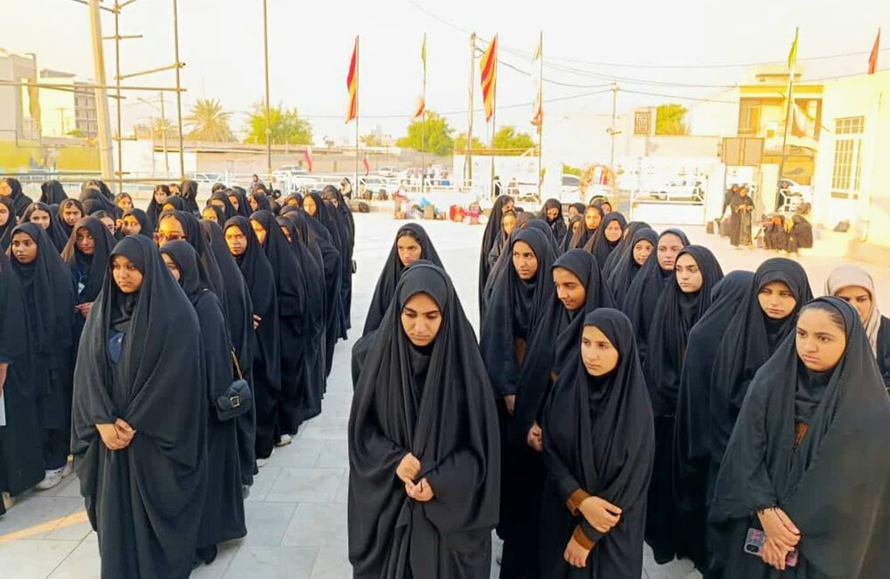 دانش‌آموزان دختر شهرستان دیر به کربلای جنوب اعزام شدند