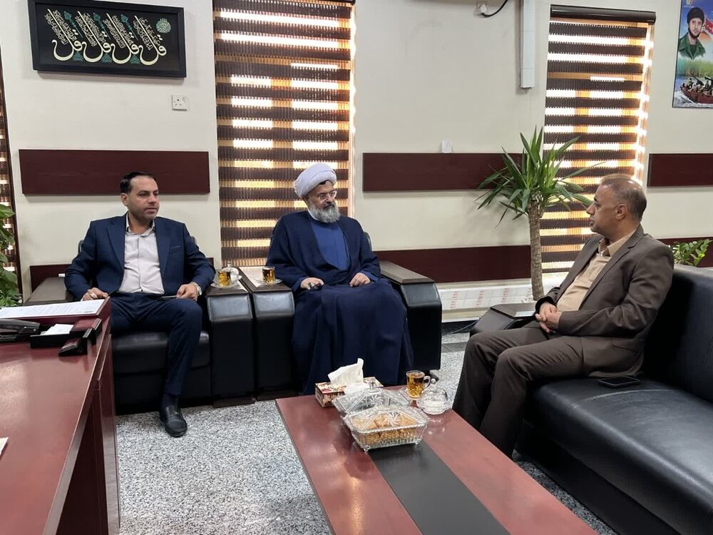 دیدار امام جمعه خورموج با مدیرکل راهداری استان بوشهر+ تصاویر