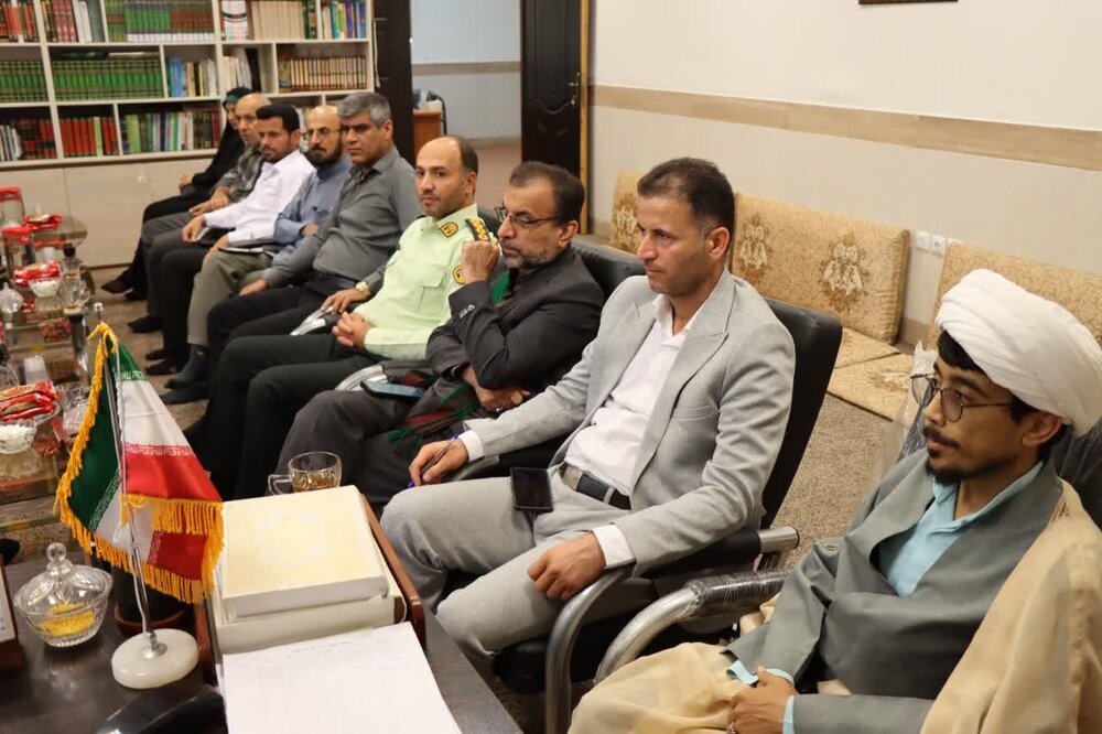 راهپیمایی ۱۳ آبان باشکوه برگزار شود