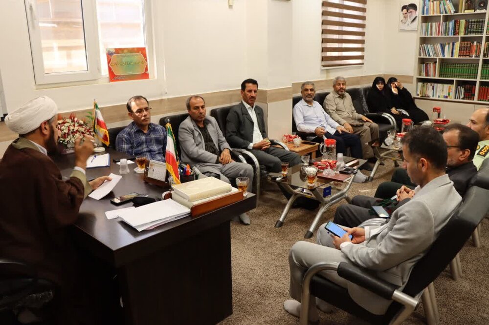 راهپیمایی ۱۳ آبان باشکوه برگزار شود