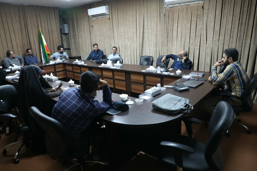 تصاویر/ برگزاری جلسه نقد و بررسی مستند "ادواردو"