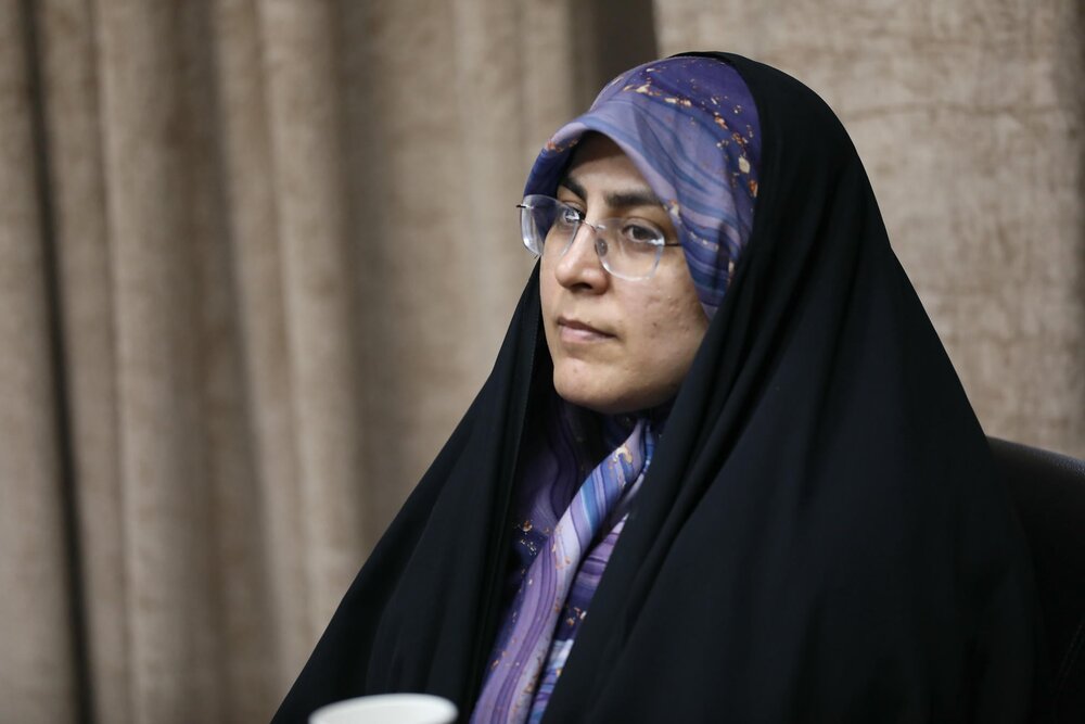 جلسه نقد و بررسی مستند ادواردو