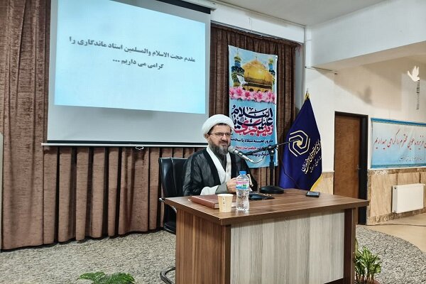 پشتیبانی کارهای اجتماعی از رسالت بانوان طلبه است+ عکس