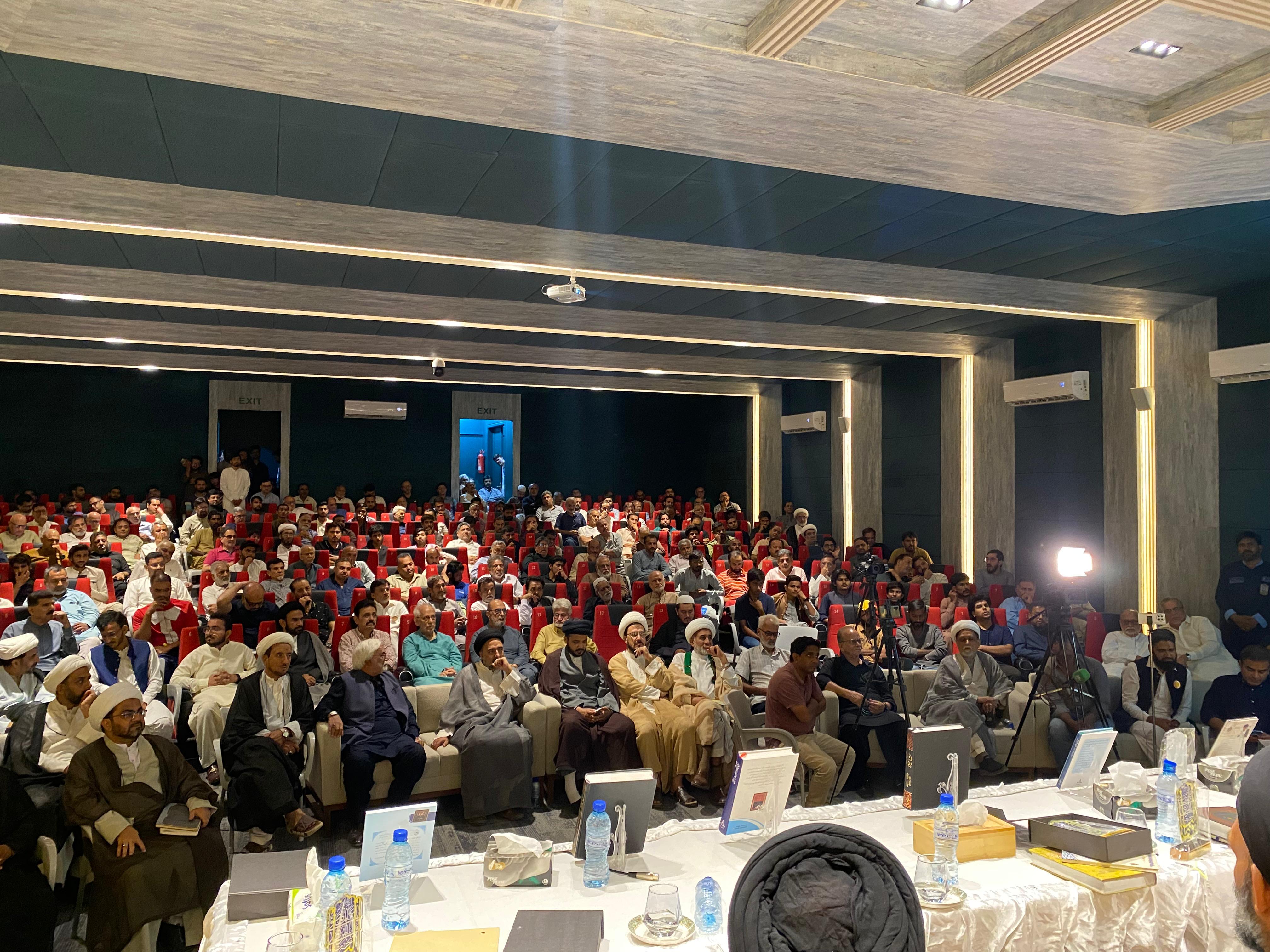 تصاویر/ کراچی میں پُرشکوہ "نہج البلاغہ کانفرنس" کا انعقاد