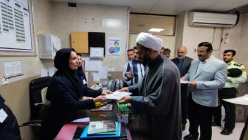 تصاویر/ تجلیل امام جمعه دیلم از پرستاران