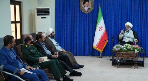 تصاویر/ دیدار برخی مسئولان با نماینده ولی‌فقیه در بوشهر