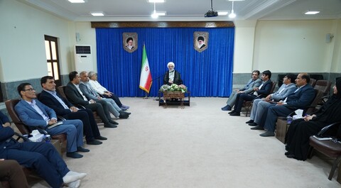 تصاویر/ دیدار برخی مسئولان با نماینده ولی‌فقیه در بوشهر