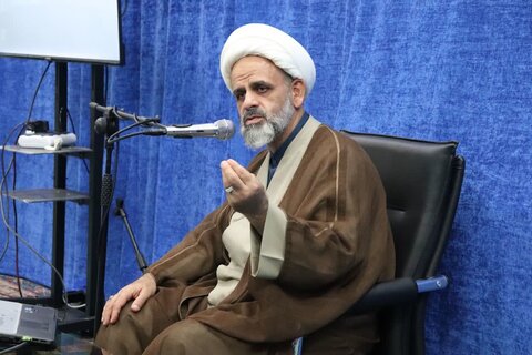 تصاویر/ درس اخلاق طلاب مدرسه علمیه امام خامنه ای ارومیه