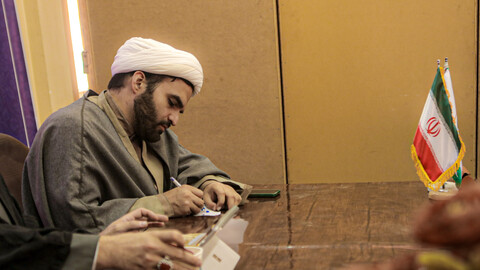 تصاویر/هم‌اندیشی رابطین خواهر طرح امین با معاون تبلیغ حوزه علمیه همدان