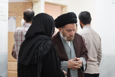 تصاویر/ ملاقات عمومی مردم با نماینده ولی فقیه در لرستان