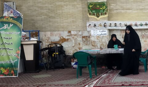 تصاویر/ میز خدمت «مسجد تراز اسلامی» در مسجد هدایت