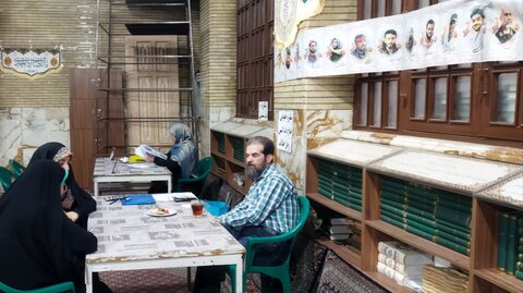 تصاویر/ میز خدمت «مسجد تراز اسلامی» در مسجد هدایت