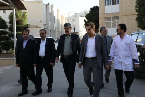 تصاویر/ تقدیر از پرستاران بیمارستان دولتی افشار یزد