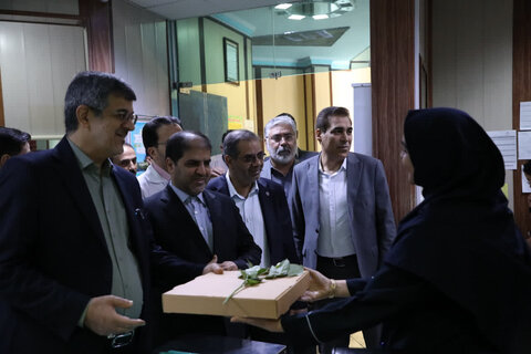 تصاویر/ تقدیر از پرستاران بیمارستان دولتی افشار یزد