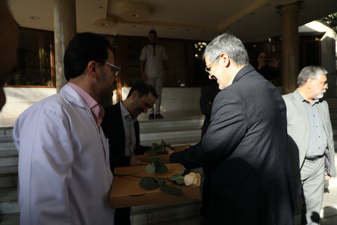 تصاویر/ تقدیر از پرستاران بیمارستان دولتی افشار یزد