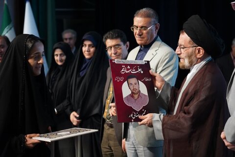 تصاویر/جشن ولادت حضرت زینب(س)و مراسم بزرگداشت روز پرستار در خرم آباد