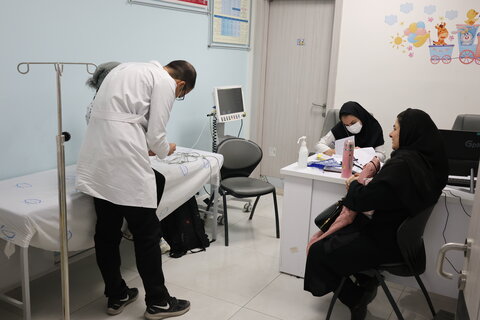 تصاویر/ دیدار امام جمعه شهرکرد با پرستاران