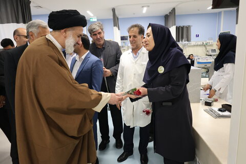 تصاویر/ دیدار امام جمعه شهرکرد با پرستاران