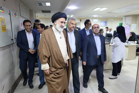 تصاویر/ دیدار امام جمعه شهرکرد با پرستاران