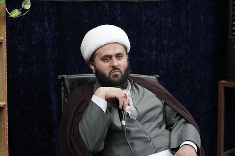 تصاویر/ برگزاری نشست‌ «ملای مجاهد» در مدرسه علمیه حقانی قم