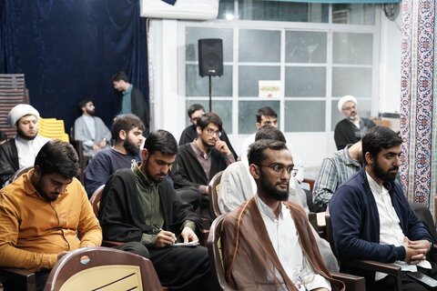 تصاویر/ برگزاری نشست‌ «ملای مجاهد» در مدرسه علمیه حقانی قم