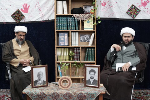 تصاویر/ برگزاری نشست‌ «ملای مجاهد» در مدرسه علمیه حقانی قم