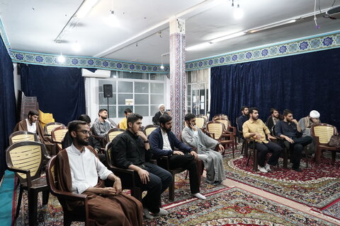 تصاویر/ برگزاری نشست‌ «ملای مجاهد» در مدرسه علمیه حقانی قم