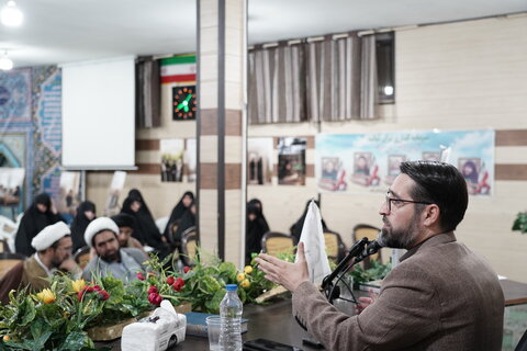 تصاویر/ نشست بصیرتی فرماندهان بسیج مدارس حوزه علمیه قم