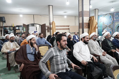 تصاویر/ نشست بصیرتی فرماندهان بسیج مدارس حوزه علمیه قم