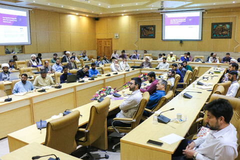 تصاویر/ دوره فن بیان در مواجه با شبهات فضای مجازی