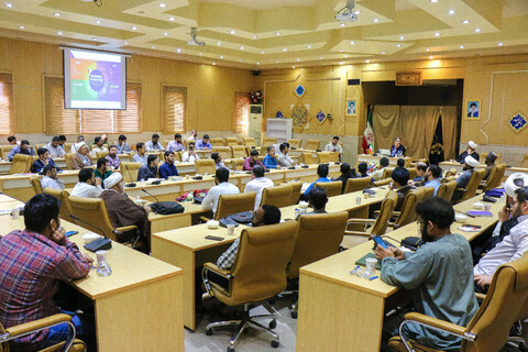 تصاویر/ دوره فن بیان در مواجه با شبهات فضای مجازی