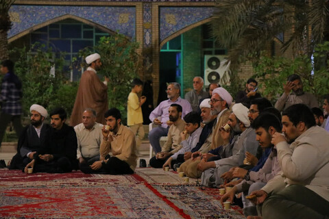 تصاویر/جشن میلاد حضرت زینب (س)و گردهمایی خانواده طلاب مدرسه امام خمینی (ره) اهواز