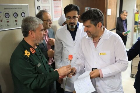 تصاویر/ تقدیر فرمانده سپاه الغدیر یزد از پرستاران