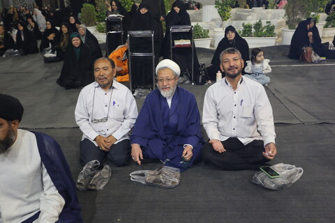 تصاویر / جشن ولادت حضرت زینب (س) و بزرگداشت آیت الله دهکردی در حرم زینیبه اصفهان