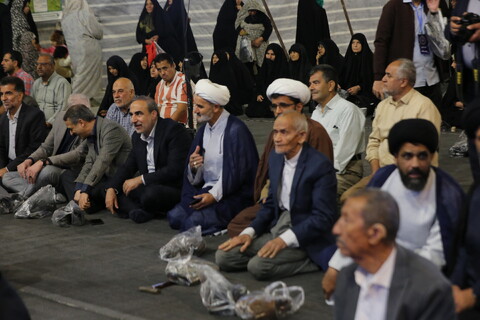 تصاویر / جشن ولادت حضرت زینب (س) و بزرگداشت آیت الله دهکردی در حرم زینیبه اصفهان