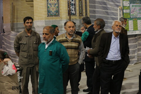 تصاویر / جشن ولادت حضرت زینب (س) و بزرگداشت آیت الله دهکردی در حرم زینیبه اصفهان