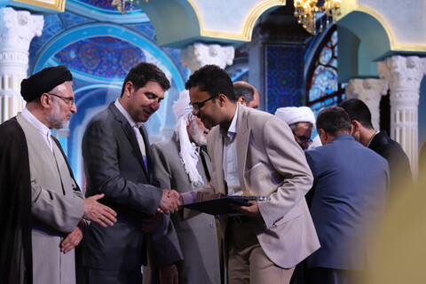 تصاویر/اختتامیه چهل و هشتمین دوره مسابقات قرآن کریم در سنندج