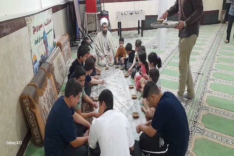 بازگشت به ارزش‌های زینبی(س)، راه عبور از فتنه‌ها و رسیدن به تعالی است