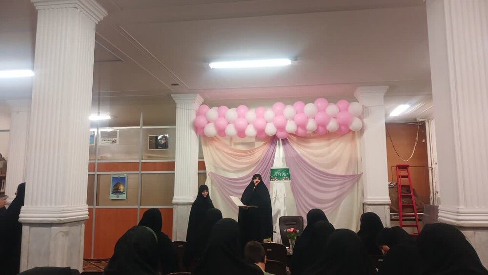 برگزاری نخستین جلسه کانون دانش‌آموختگان مدرسه علمیه معصومیه یزد با حضور طلاب