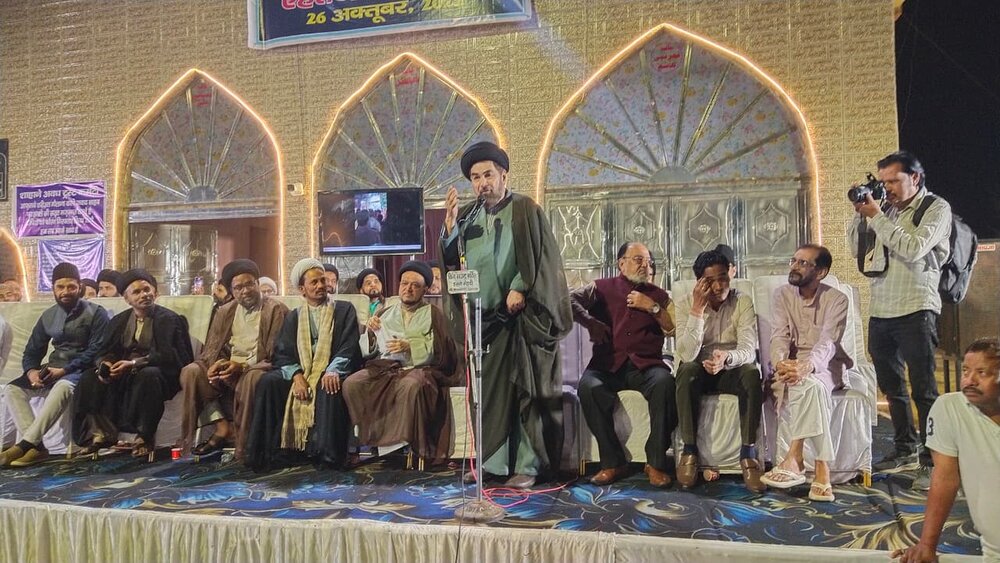 कर्बला अब्बास बाग़ में मौलाना कल्बे जवाद पर हुए हालिया हमले के खिलाफ ज़बरदस्त विरोध प्रदर्शन कर्बला अब्बास बाग़ में मौलाना कल्बे जवाद पर हुए हालिया हमले के खिलाफ ज़बरदस्त विरोध प्रदर्शन