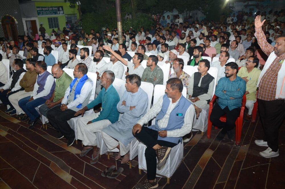 कर्बला अब्बास बाग़ में मौलाना कल्बे जव्वाद पर हुए हालिया हमले के खिलाफ ज़बरदस्त विरोध प्रदर्शन