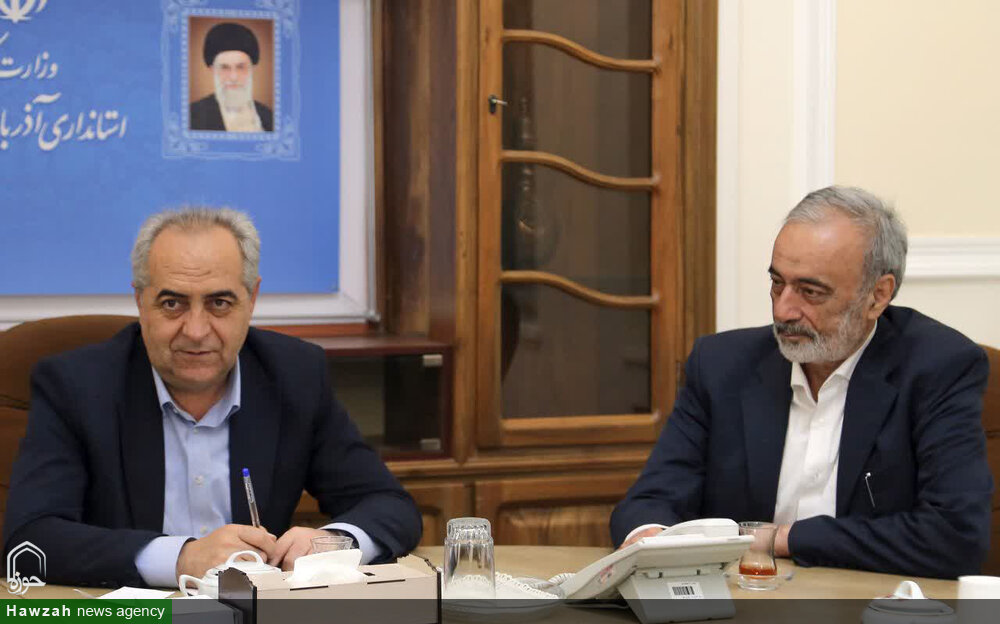 نشست هم‌اندیشی قائم‌مقام ستاد اقامه نماز کشور با استاندار آذربایجان شرقی