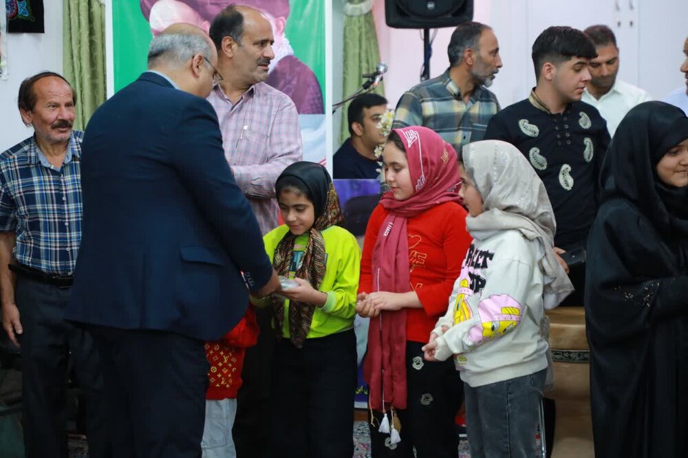 شادیانه «فرشتگان ایثار» در فین کاشان برگزار شد+عکس