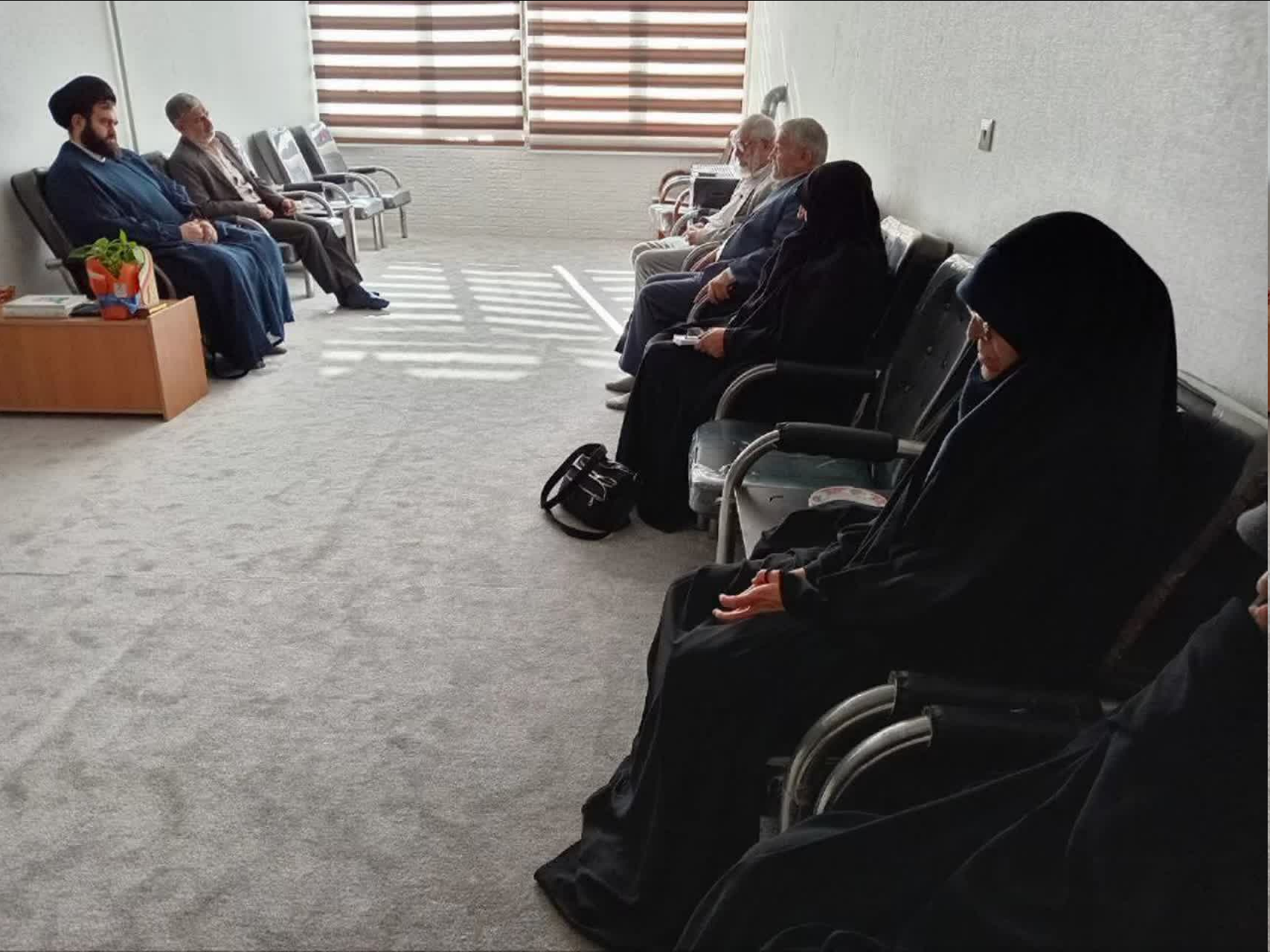 طلاب خواهر در برنامه‌های فرهنگی و اجتماعی شهر نقش‌آفرین باشد