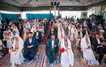 تصاویر/ جشن ازدواج ۱۵۰ زوج دانشجو در گلزار شهدای کرمان