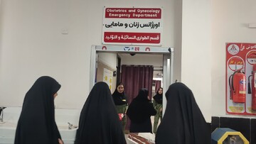 دیدار کادر مدرسه علمیه فاطمیه کارون با پرستاران و بیماران بیمارستان سینا + عکس