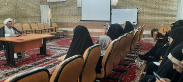 گرمی روابط خانوادگی، سپر دفاعی در برابر آسیب‌های اجتماعی است