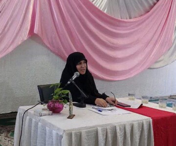 برگزاری نشست معرفی طرح استادیار مباحثه در مدرسه الیگودرز